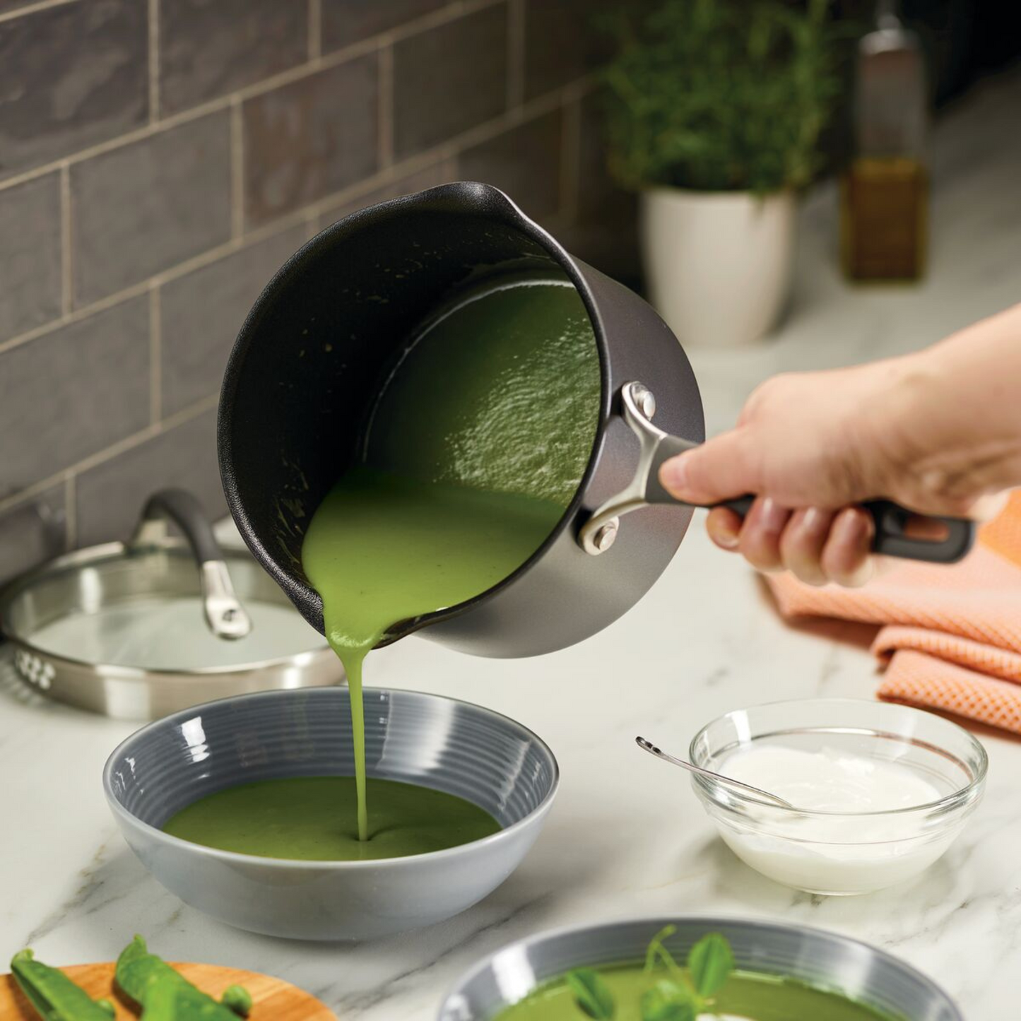 Circulon ScratchDefense A1 Nonstick Induction Open Milkpan 14cm/0.9L