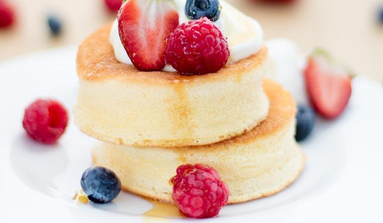 Japanese Style Soufflé Pancakes