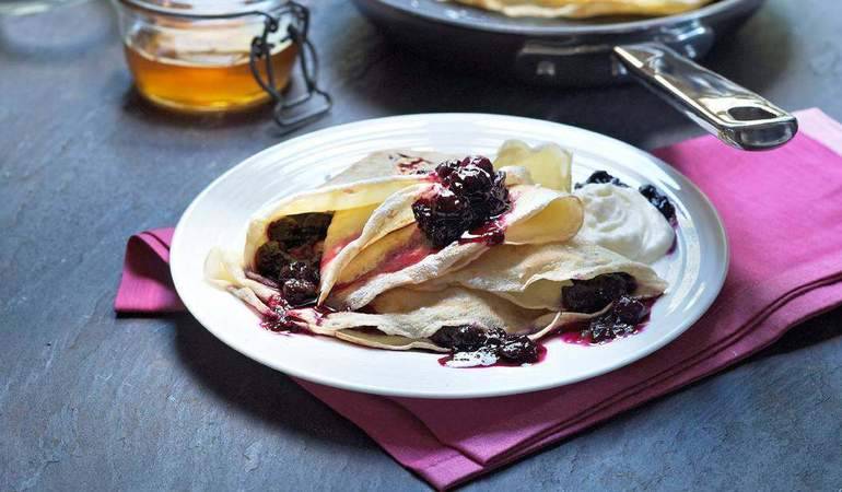 Blueberry Crepes With Cream & Honey 