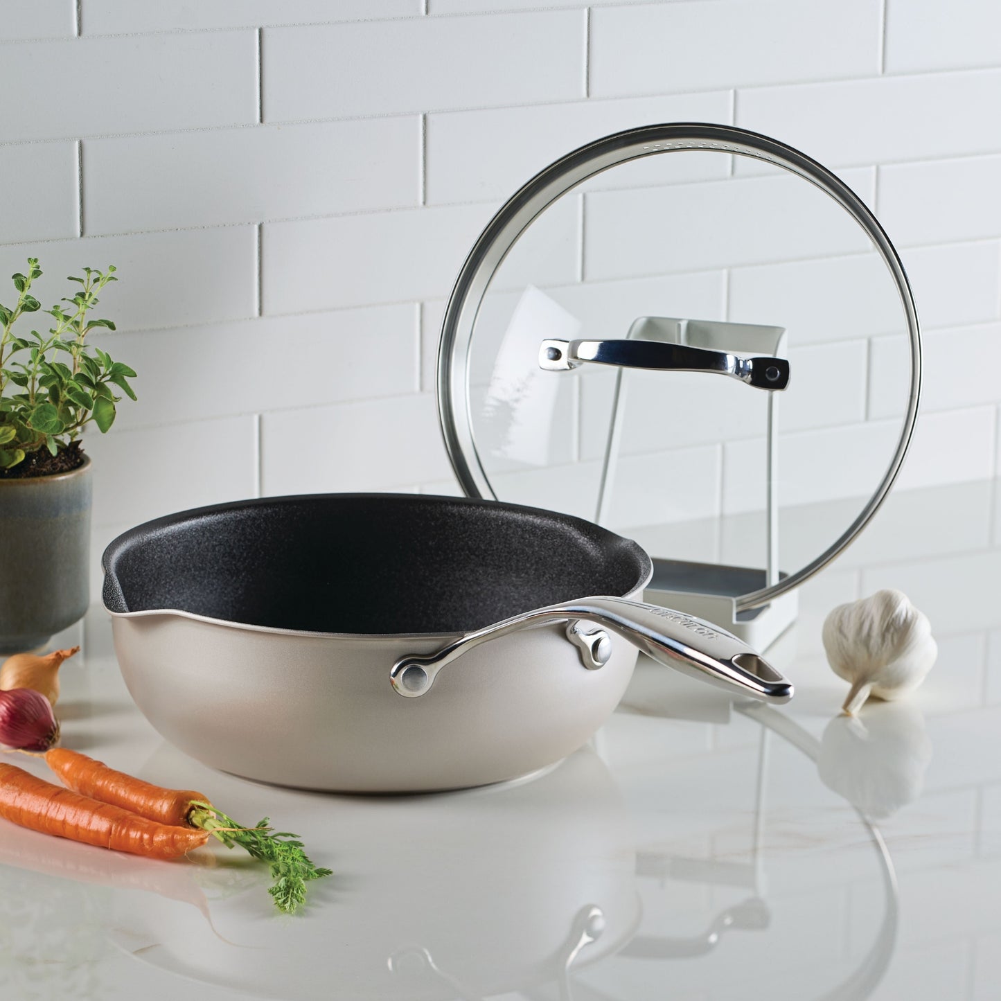 Circulon Infinity Pan With ScratchDefense Nonstick Induction Covered Multi-Pan With Tool/Lid Holder 24cm/2.8L