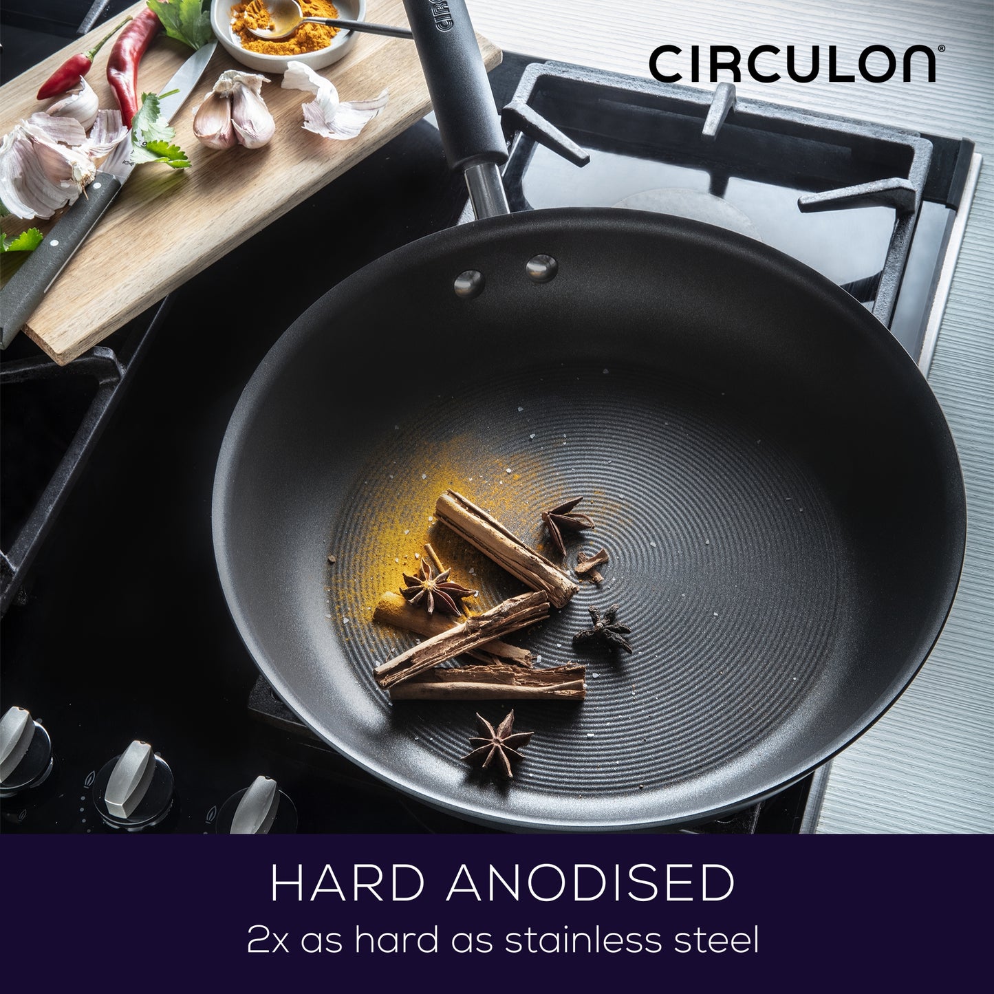 Circulon Total Nonstick Induction Covered Sauteuse 28cm/4.7l