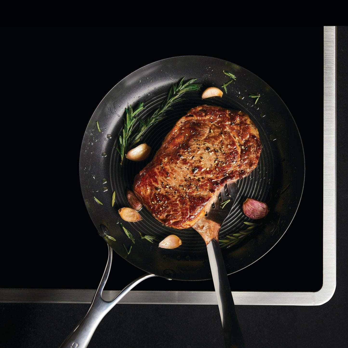 Circulon S-Series Hybrid Stainless Steel Nonstick Induction Frypan 24cm With Slotted Turner